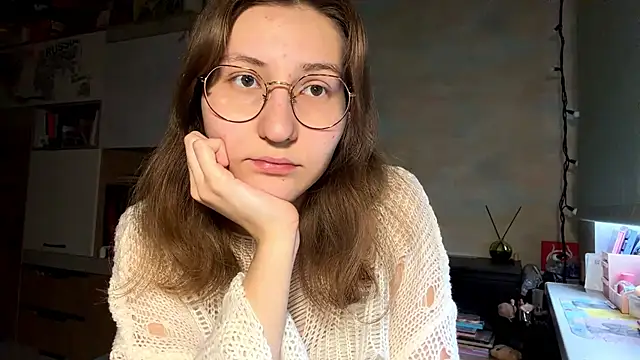 Snapshot of Miaaa_Moon chatting on March 2, 2026, 1:18 pm Miaaa Moon online show from March 2, 2026, 1:18 pm