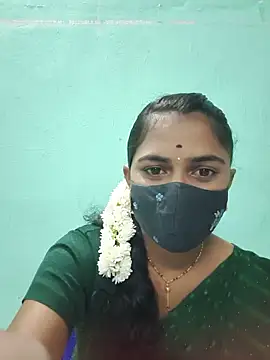 Tamil Hot Shana online show from May 15, 2026, 4:52 am