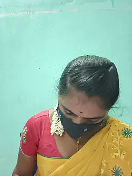 Tamil Hot Shana online show from May 18, 2026, 8:42 am