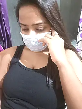 MidnightVibes  online show from February 17, 2026, 5:52 pm