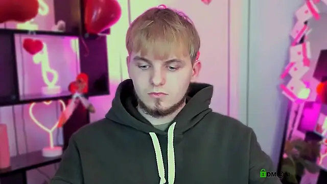 Snapshot of mark_sir chatting on February 12, 2026, 8:26 pm mark sir online show from February 12, 2026, 8:26 pm