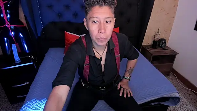 Kali Panther online show from April 8, 2026, 4:07 pm