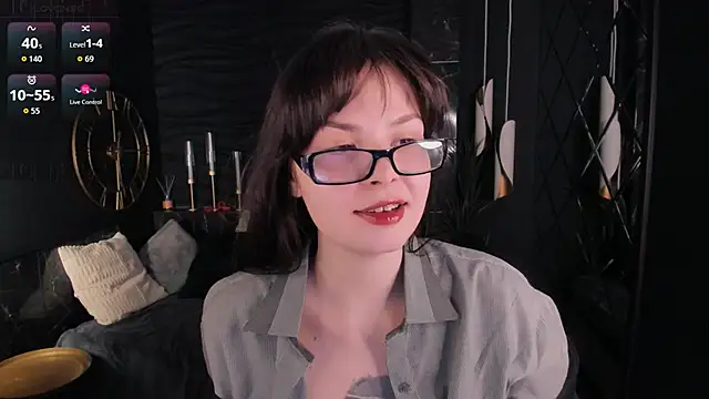 Snapshot of Maykinkya chatting on April 30, 2026, 2:23 pm Maykinkya online show from April 30, 2026, 2:23 pm