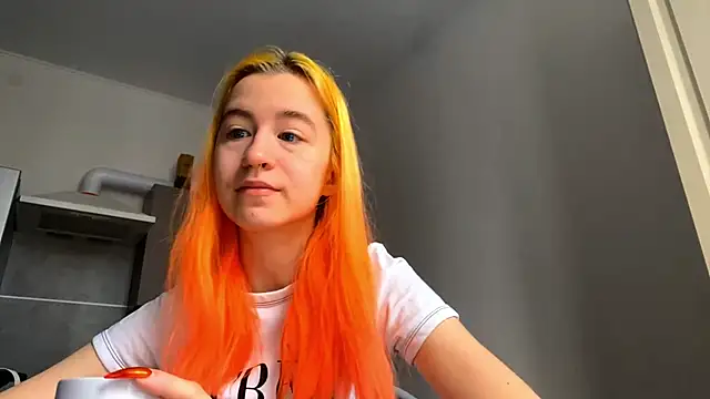 EmilyHein online show from February 5, 2026, 7:02 am