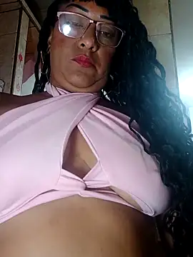 Snapshot of SabrinaColin chatting on March 2, 2026, 12:13 am SabrinaColin online show from March 2, 2026, 12:13 am