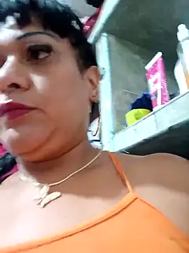 Snapshot of SabrinaColin chatting on June 11, 2026, 2:00 am SabrinaColin online show from June 11, 2026, 2:00 am