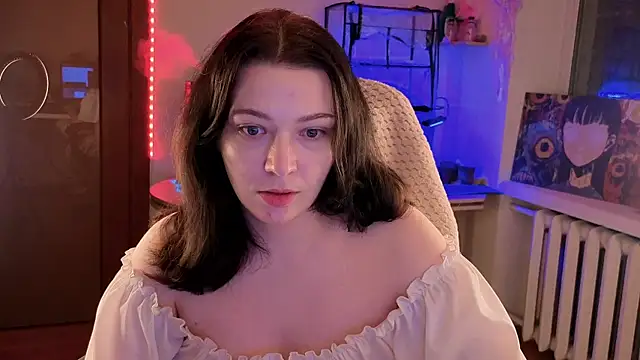 Snapshot of Doll_lira chatting on February 10, 2026, 1:10 am Doll lira online show from February 10, 2026, 1:10 am