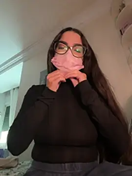 IRIS-GIRL online show from February 3, 2026, 3:28 pm