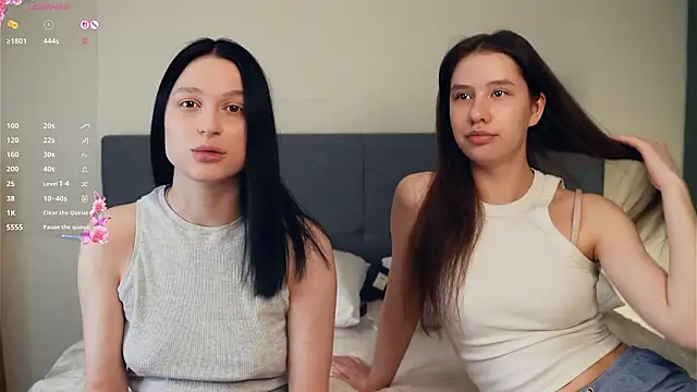 ZofiaSoshnik online show from February 2, 2026, 7:07 am