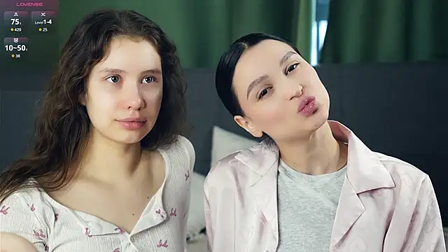 ZofiaSoshnik online show from February 20, 2026, 7:10 am