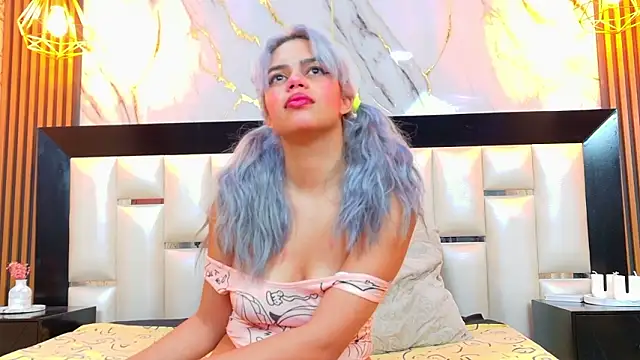 AlanaHouston online show from March 15, 2026, 4:29 am