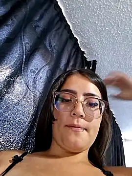 the lagoon girl online show from February 17, 2026, 8:59 pm