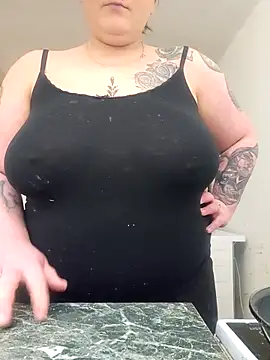 FringedAlmond online show from February 13, 2026, 9:55 pm