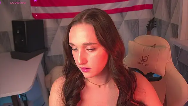 jenniferonlyforu online show from March 23, 2026, 4:11 pm