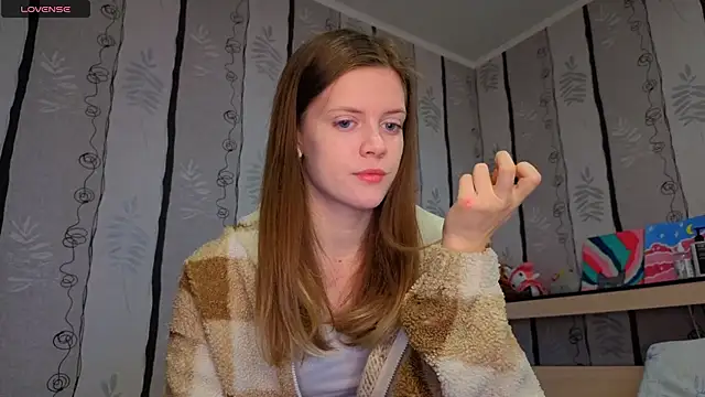 SueFerreyra online show from April 18, 2026, 8:07 am