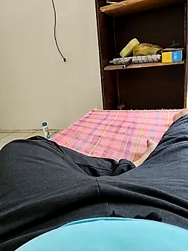 Carlos0294 online show from April 3, 2026, 4:49 pm