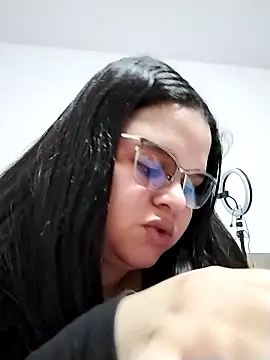 Snapshot of SamanthaStonee chatting on February 25, 2026, 8:07 pm SamanthaStonee online show from February 25, 2026, 8:07 pm