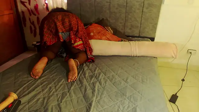 Snapshot of karlaebony chatting on February 20, 2026, 3:45 pm karlaebony online show from February 20, 2026, 3:45 pm