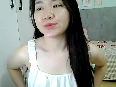 Snapshot of Amy8386 chatting on May 5, 2026, 5:04 am Amy8386 online show from May 5, 2026, 5:04 am