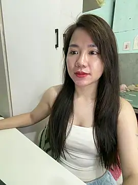 Snapshot of Amy8386 chatting on June 5, 2026, 4:08 am Amy8386 online show from June 5, 2026, 4:08 am