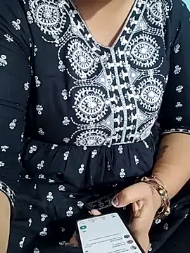 Snapshot of ANURADHA_2006 chatting on May 6, 2026, 11:04 am ANURADHA 2006 online show from May 6, 2026, 11:04 am