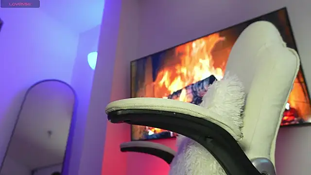 Snapshot of Just_Lu chatting on February 18, 2026, 4:14 pm Just Lu online show from February 18, 2026, 4:14 pm