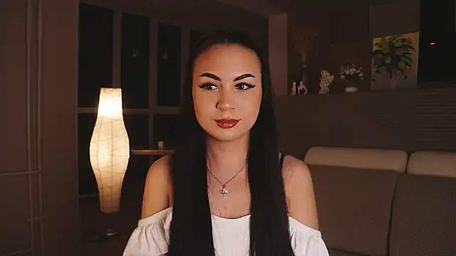 Snapshot of ZaraLane chatting on April 5, 2026, 8:39 pm ZaraLane online show from April 5, 2026, 8:39 pm