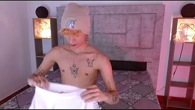 lucke collins22 online show from February 3, 2026, 6:40 am