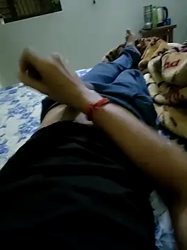 Snapshot of sexkingshiv chatting on April 3, 2026, 11:03 pm sexkingshiv online show from April 3, 2026, 11:03 pm