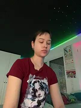 Snapshot of Just-Lilly chatting on April 19, 2026, 4:39 pm Just-Lilly online show from April 19, 2026, 4:39 pm