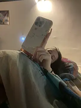 Snapshot of Just-Lilly chatting on May 5, 2026, 2:19 am Just-Lilly online show from May 5, 2026, 2:19 am