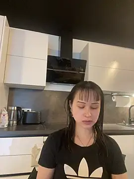 Snapshot of Just-Lilly chatting on May 18, 2026, 5:52 pm Just-Lilly online show from May 18, 2026, 5:52 pm