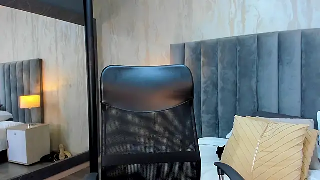 SofiaRivero online show from March 8, 2026, 8:45 pm