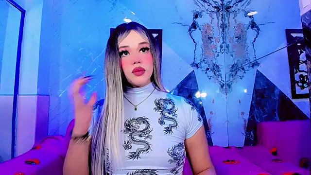 Snapshot of Cute_roxxxy chatting on February 20, 2026, 12:05 pm Cute roxxxy online show from February 20, 2026, 12:05 pm