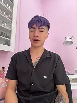 AlexanderCollman2 online show from February 17, 2026, 7:42 pm