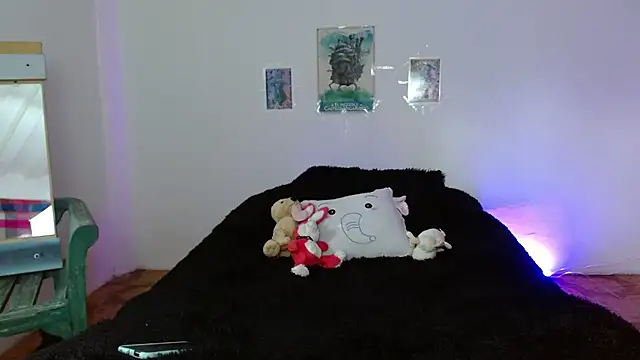 miadavisXXX online show from March 21, 2026, 7:50 pm