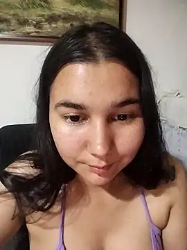 Snapshot of Merliah_1 chatting on February 12, 2026, 11:00 pm Merliah 1 online show from February 12, 2026, 11:00 pm