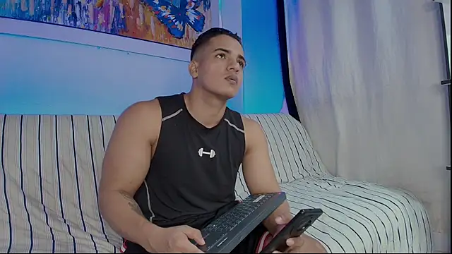 Snapshot of jhon_nicolas chatting on May 23, 2026, 10:03 pm jhon nicolas online show from May 23, 2026, 10:03 pm