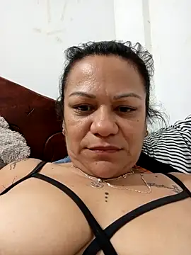 Dafne 77 online show from March 28, 2026, 11:04 pm