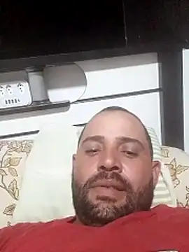 Snapshot of pau-de-ourod chatting on April 9, 2026, 10:37 pm pau-de-ourod online show from April 9, 2026, 10:37 pm