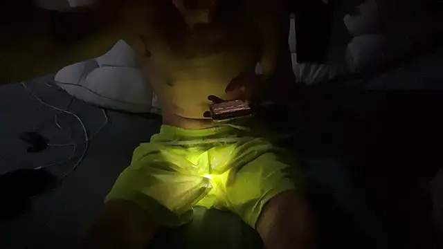 Mardelrey online show from April 1, 2026, 9:45 pm