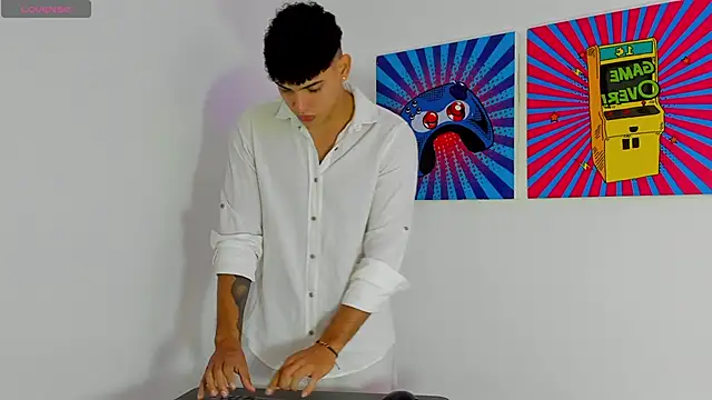 justin payn14 online show from February 17, 2026, 7:20 pm