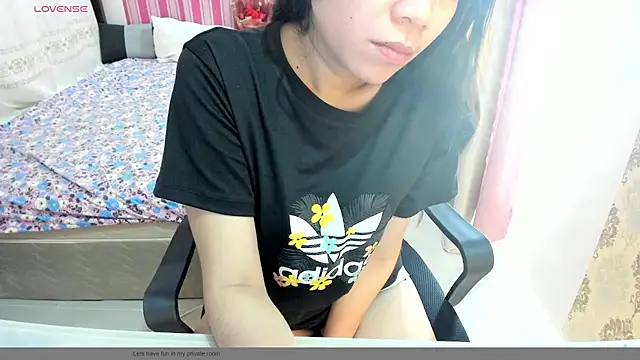 HornyAsianXxX online show from April 11, 2026, 2:38 am