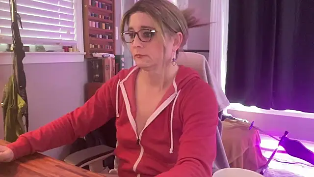 wetrainbows online show from March 13, 2026, 4:02 pm