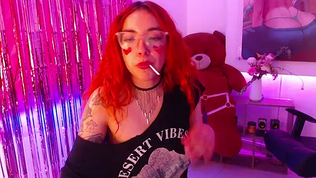 Snapshot of mere_in_redd chatting on May 11, 2026, 4:04 pm mere in redd online show from May 11, 2026, 4:04 pm