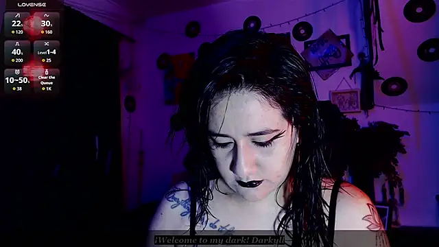 Darkyll33 online show from June 16, 2026, 8:11 pm