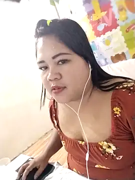 Snapshot of biggbooty15 chatting on February 4, 2026, 10:32 am biggbooty15 online show from February 4, 2026, 10:32 am