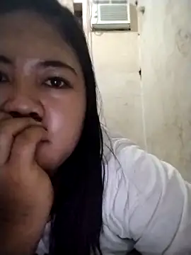 Snapshot of biggbooty15 chatting on February 12, 2026, 11:33 pm biggbooty15 online show from February 12, 2026, 11:33 pm