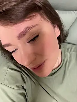 Snapshot of RussianBetty chatting on February 3, 2026, 3:04 am RussianBetty online show from February 3, 2026, 3:04 am