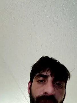 lowhangingdick22 online show from March 5, 2026, 4:52 am